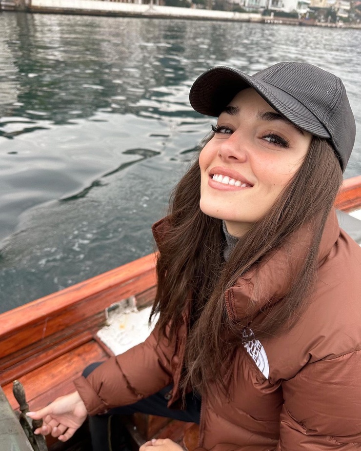 Hande Erçel Hande Erçel