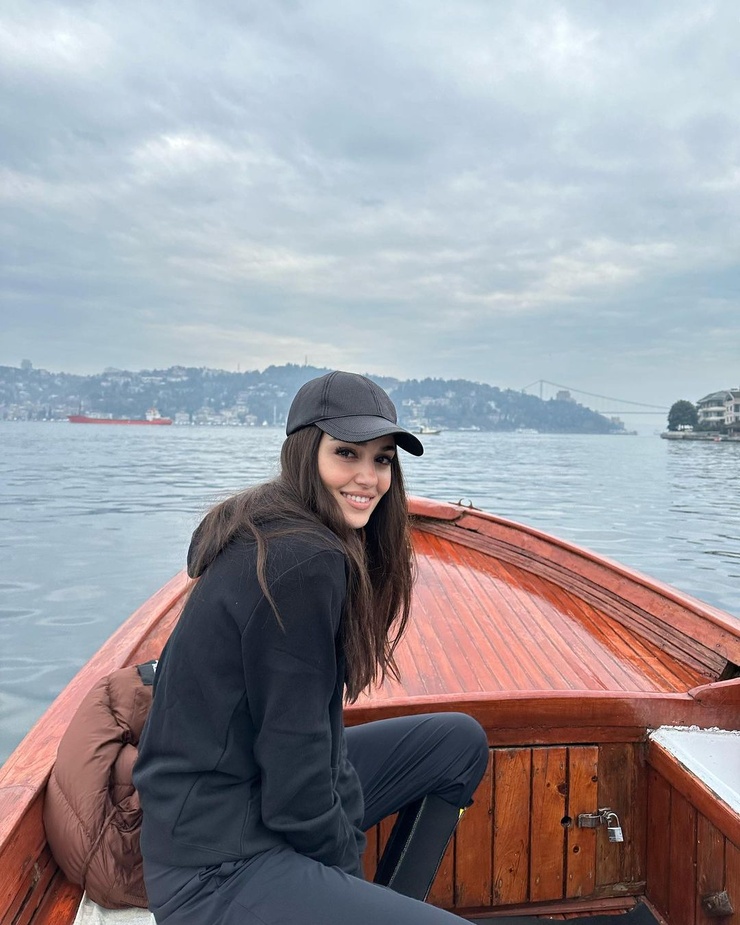Hande Erçel
