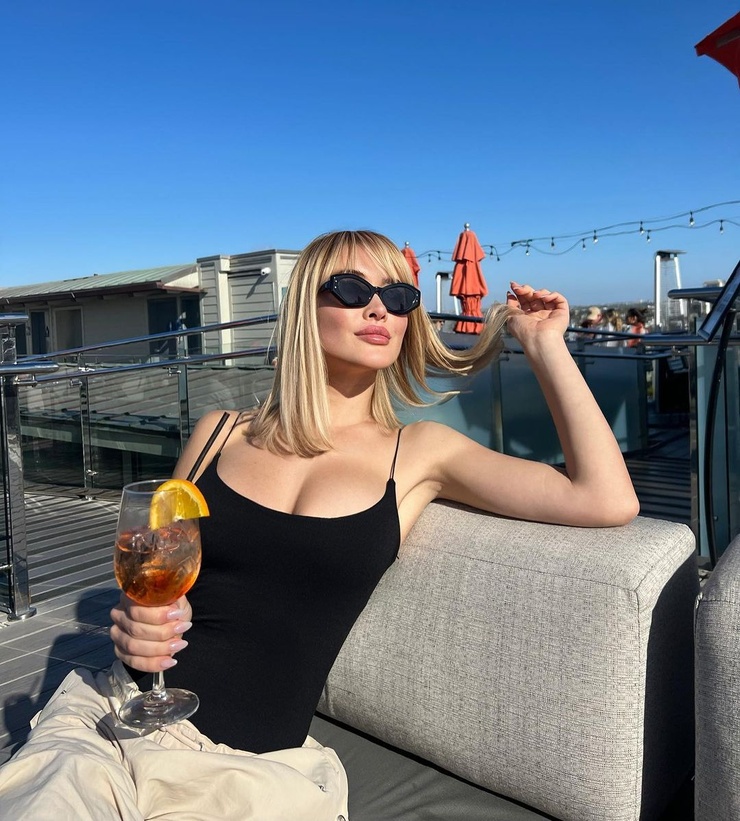 Betül Lily