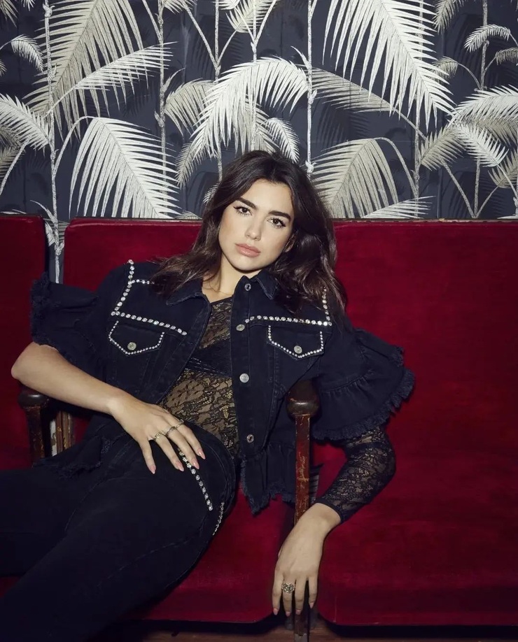 Dua Lipa