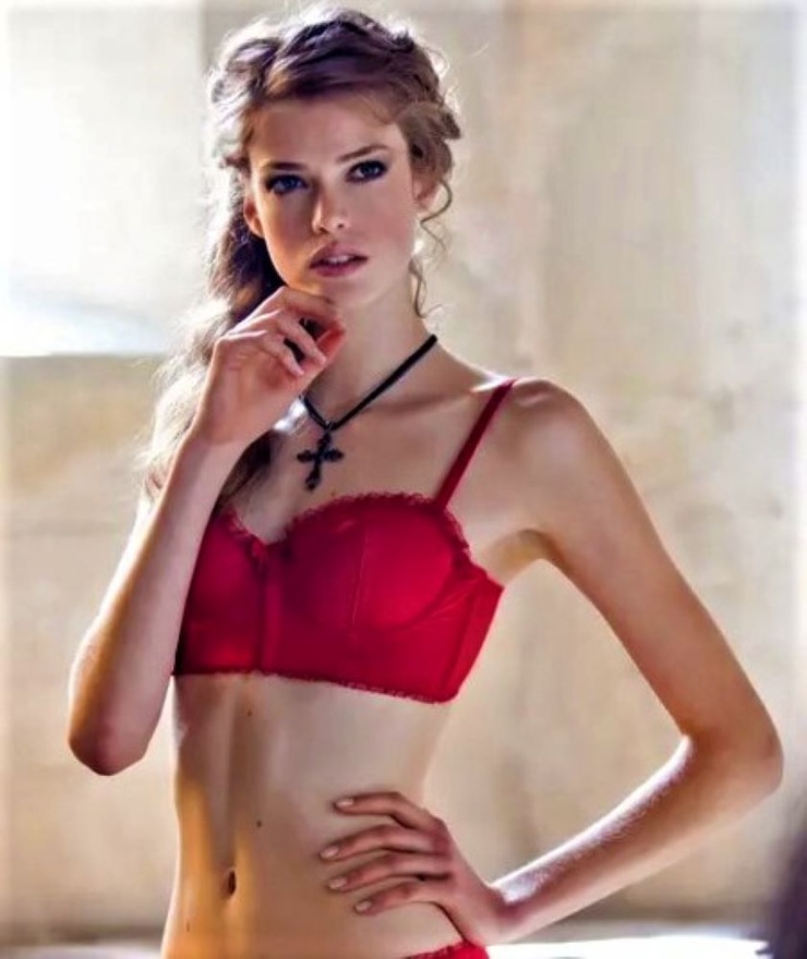 Julia Saner