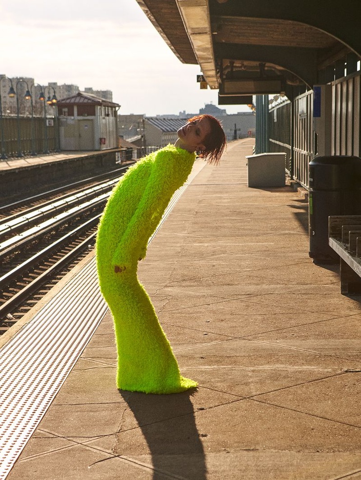 Hari Nef