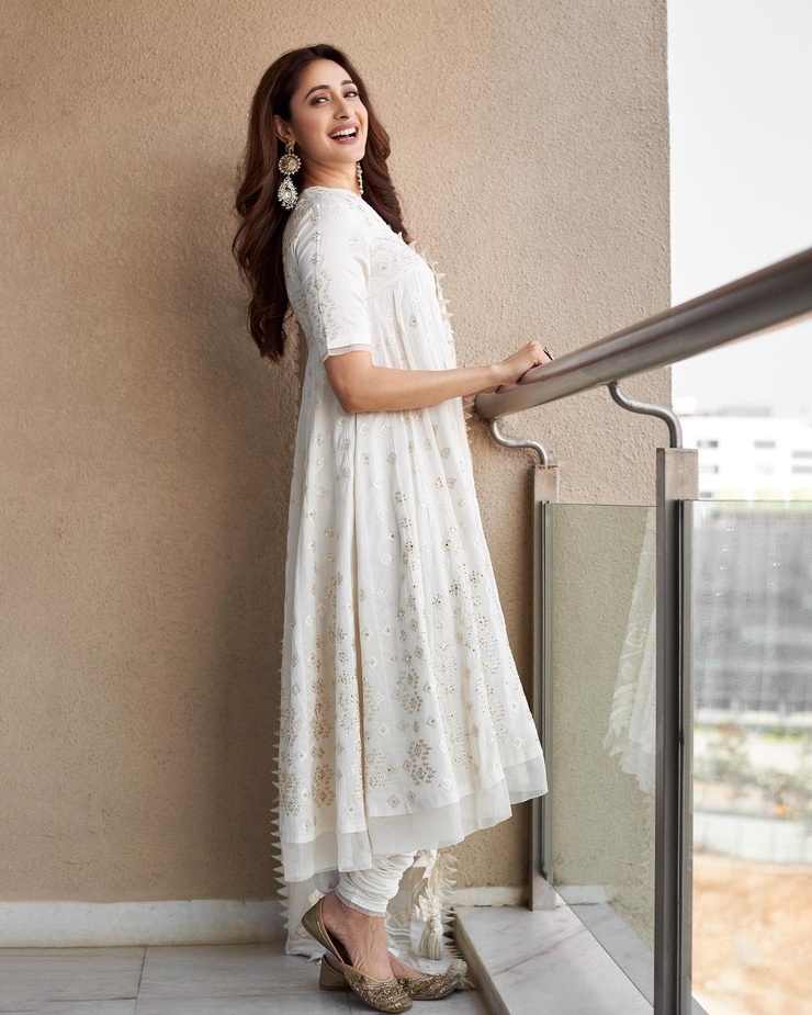 Pragya Jaiswal