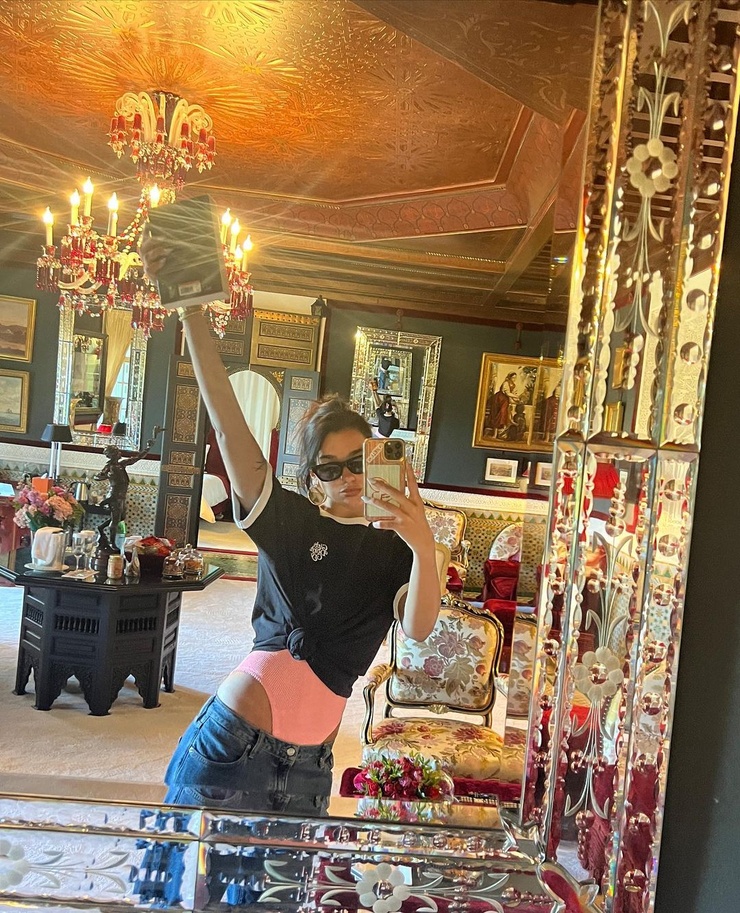 Dua Lipa