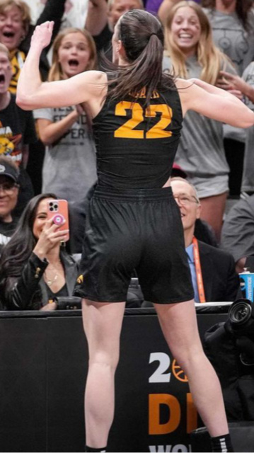 Caitlin Clark (ii)