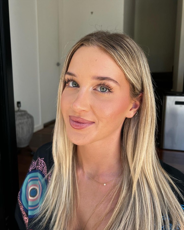 Lily Bowman Lily Bowman
