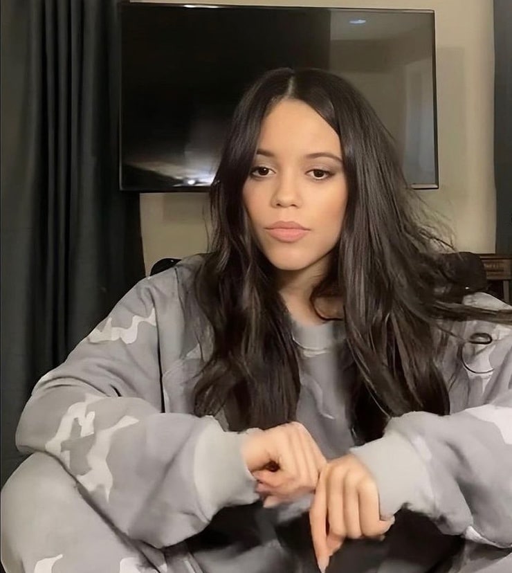 Picture Of Jenna Ortega 