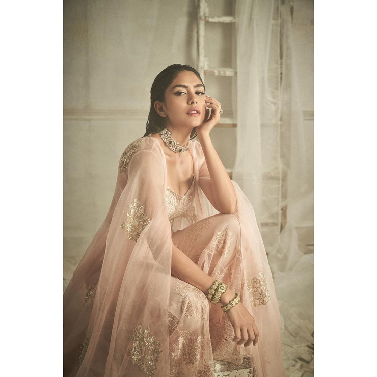 Mrunal Thakur