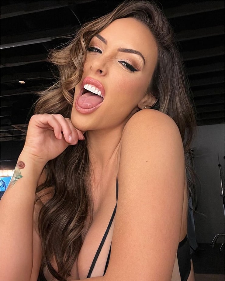 Cassie McIntosh Cassie McIntosh