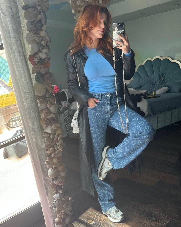 Bella Thorne