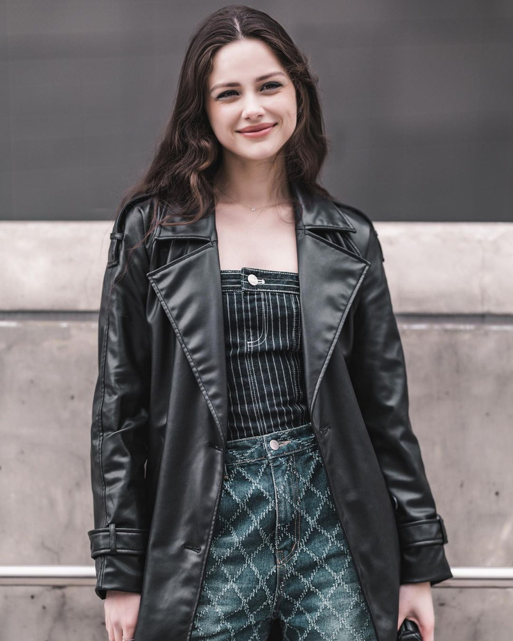 Lisa Rosh Lisa Rosh