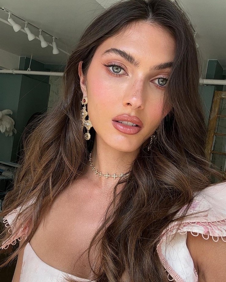 Kyla Shay Kyla Shay