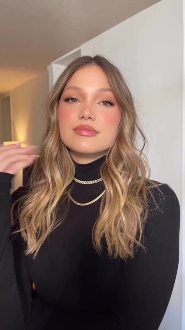 Olivia Holt