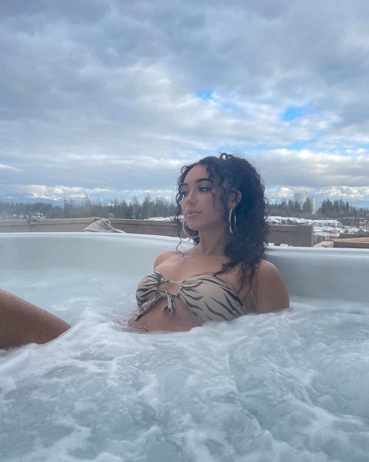 Zoe X. Moore