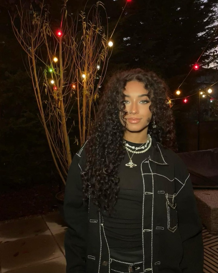 Zoe X. Moore