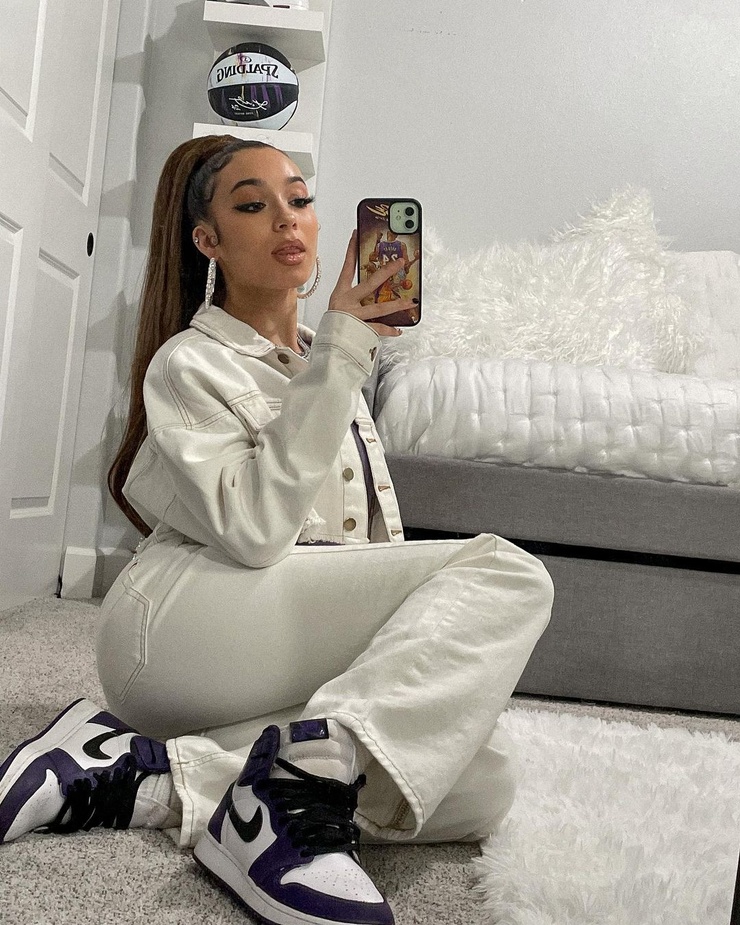 Zoe X. Moore