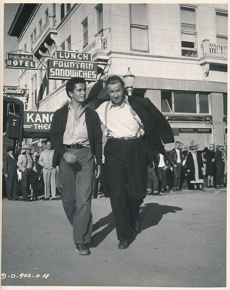 Broderick Crawford