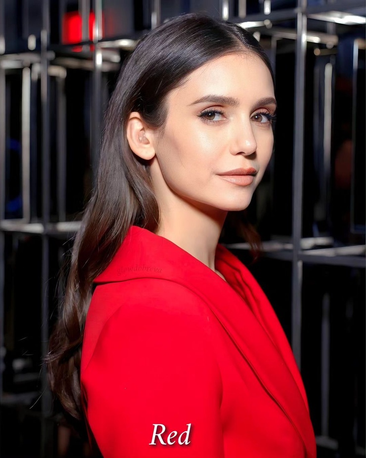 Nina Dobrev Nina Dobrev
