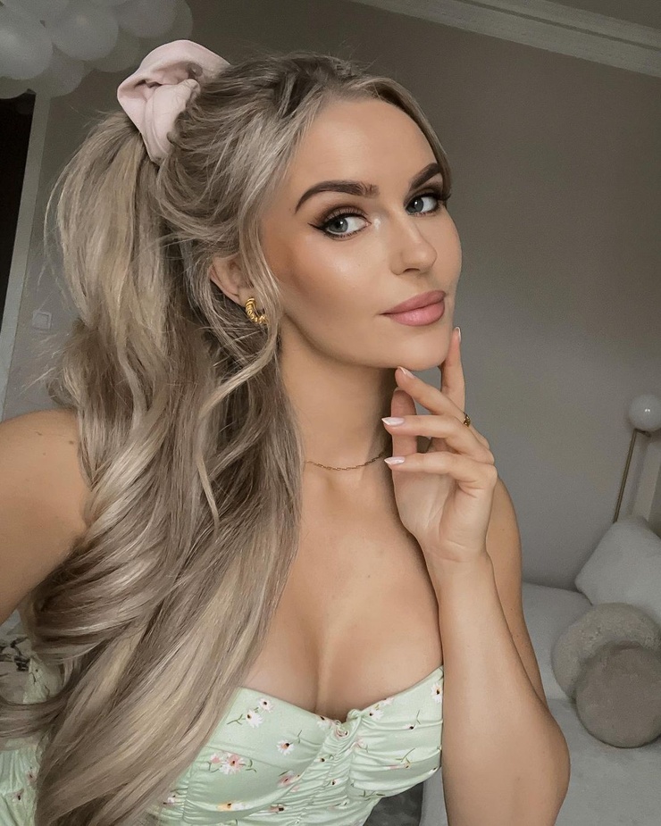 ANNA NYSTRÖM ANNA NYSTRÖM