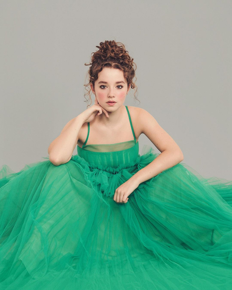 Ariella Glaser