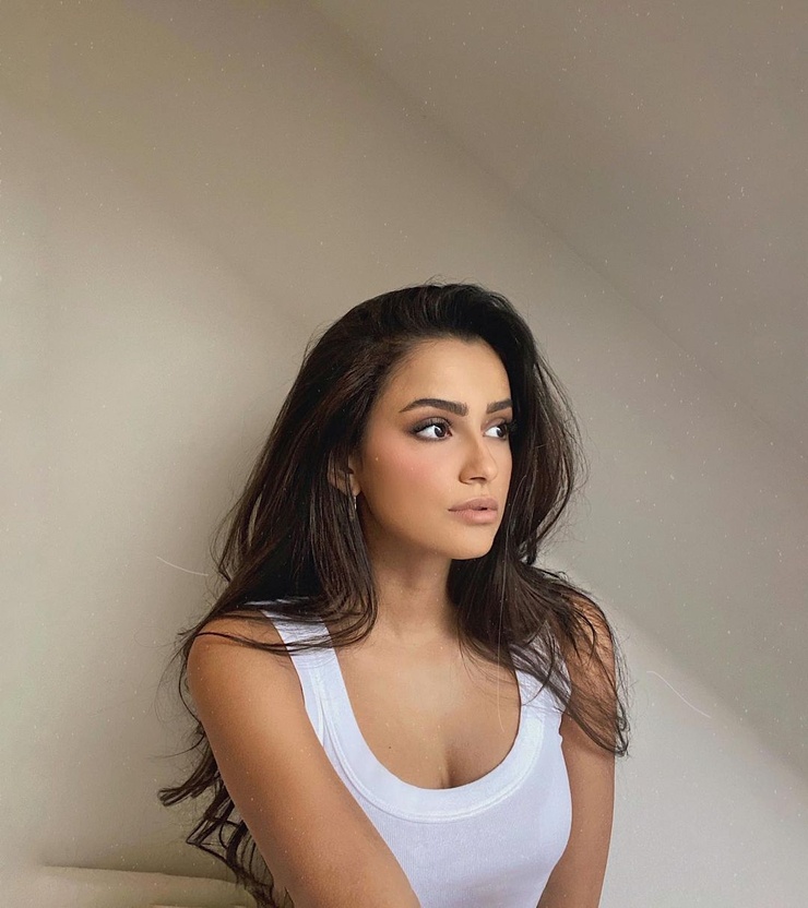 Claire Burgos