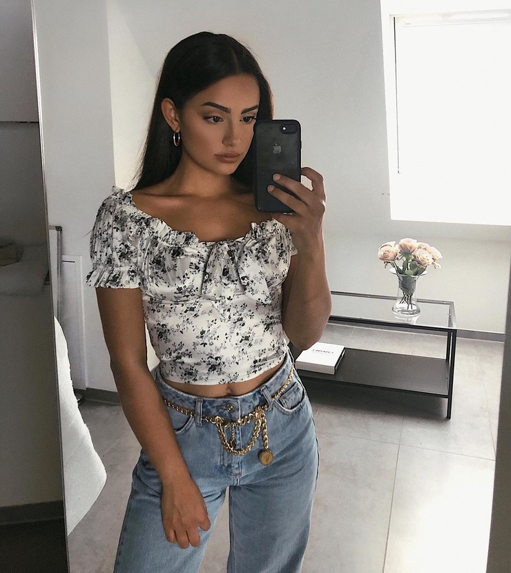 Claire Burgos