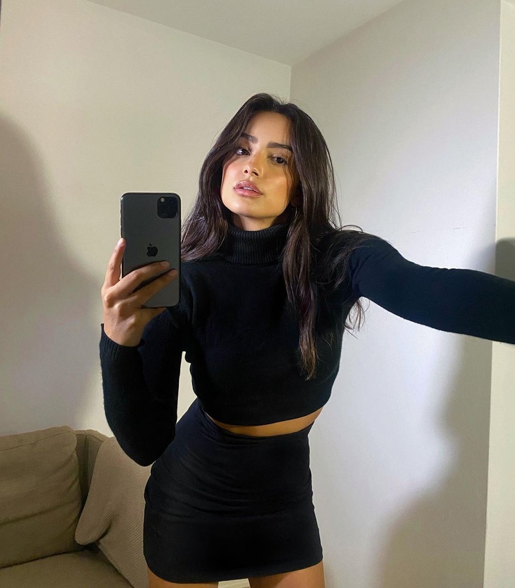 Claire Burgos