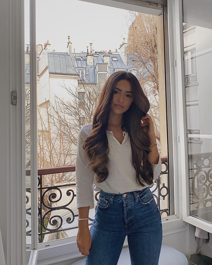 Claire Burgos