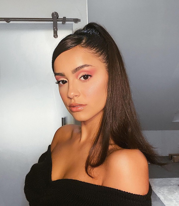 Claire Burgos