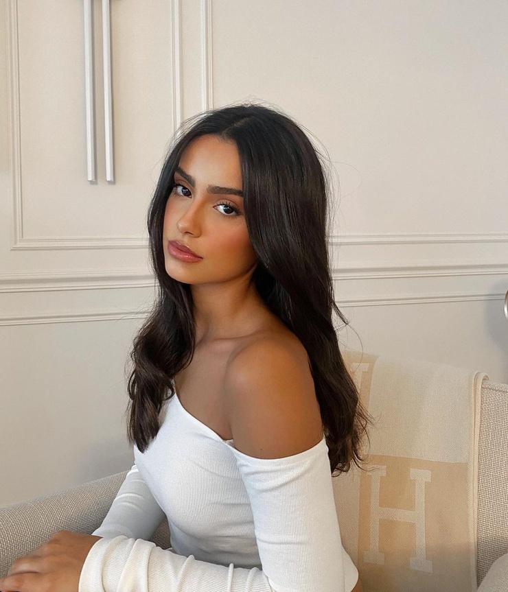 Claire Burgos