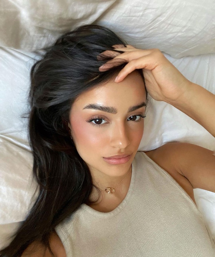Claire Burgos