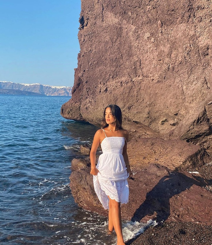 Claire Burgos