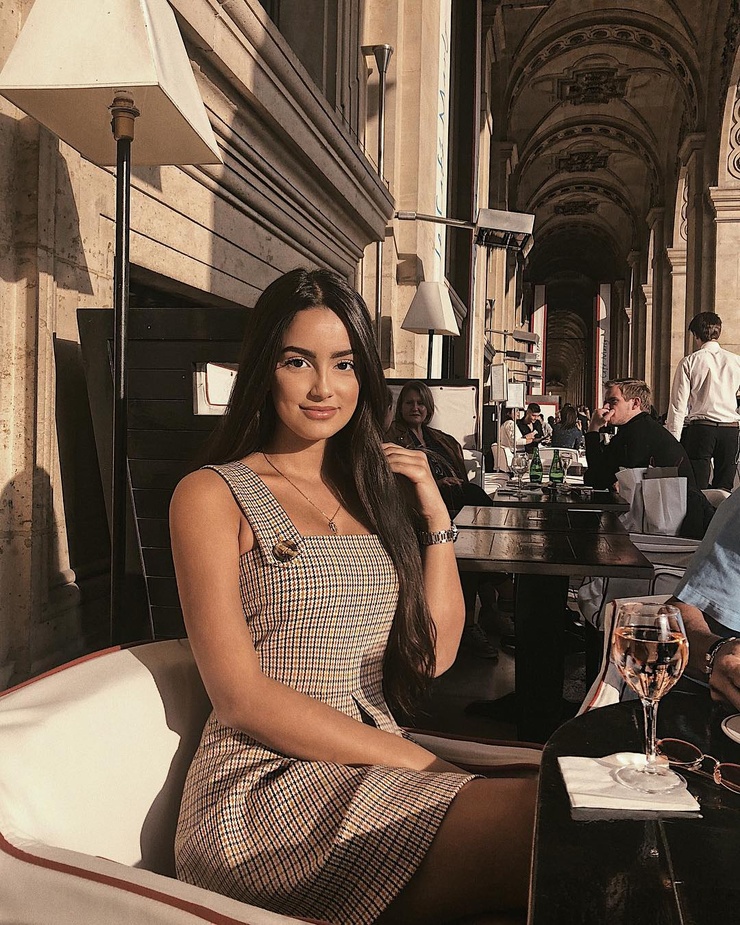 Claire Burgos