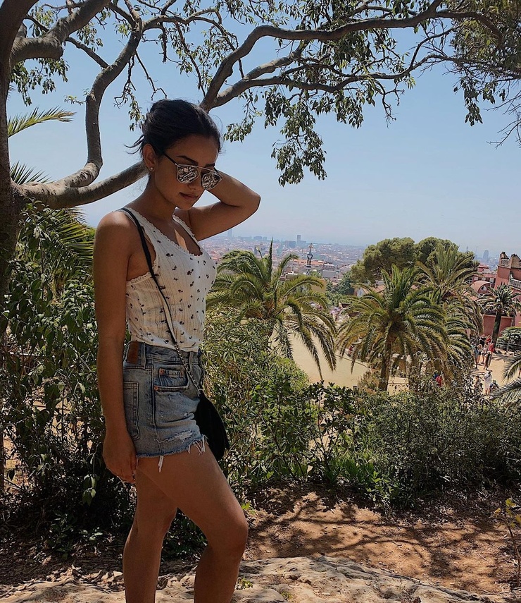 Claire Burgos
