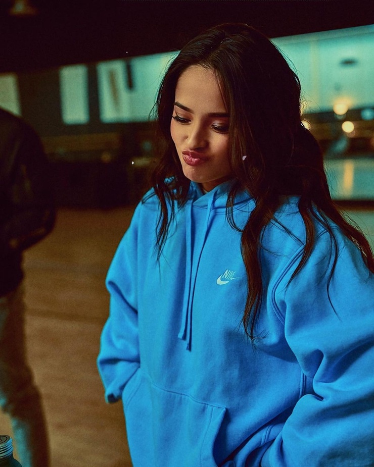 Becky G.