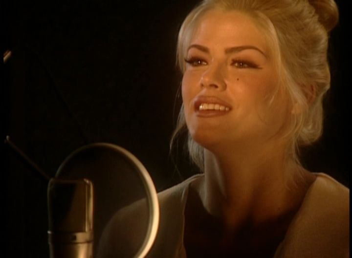 Anna Nicole Smith: Exposed