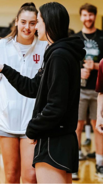 Caitlin Clark (ii)