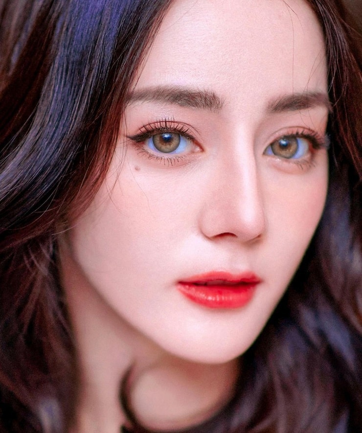 Picture of Dilraba Dilmurat