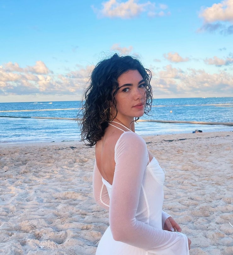 Picture of Alisha Newton
