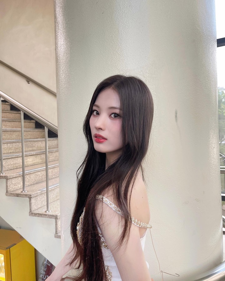 Yun-jin Choi Yun-jin Choi