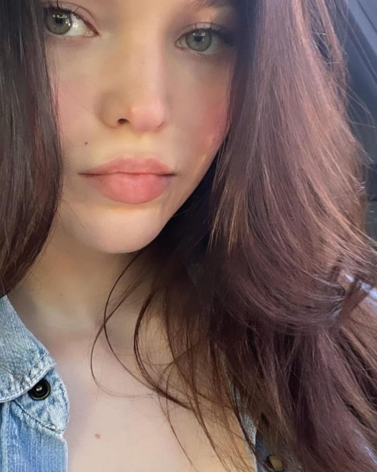 Dove Cameron Dove Cameron