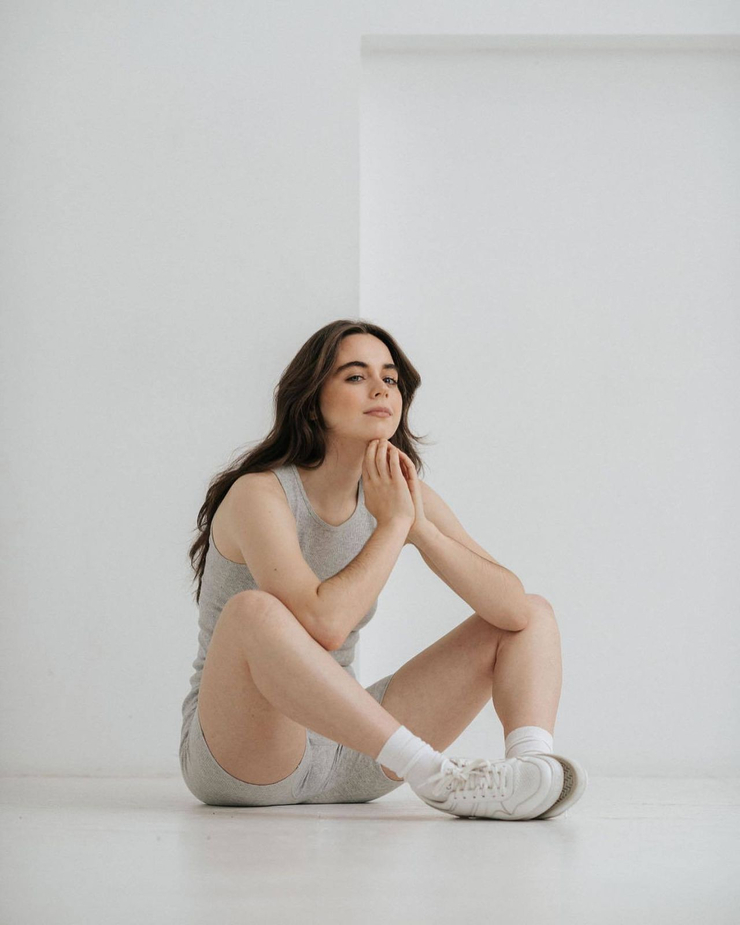 Sarah Desjardins Sarah Desjardins