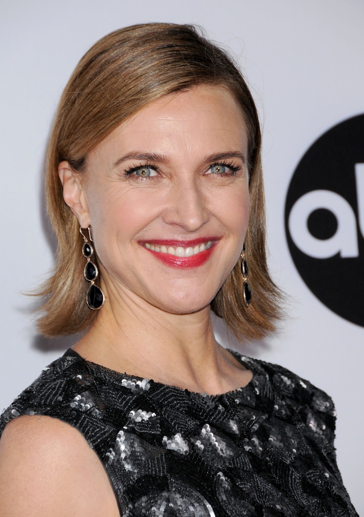 Brenda Strong Brenda Strong