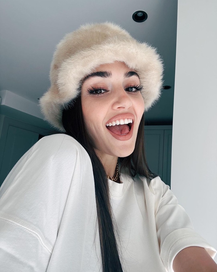Hande Erçel Hande Erçel