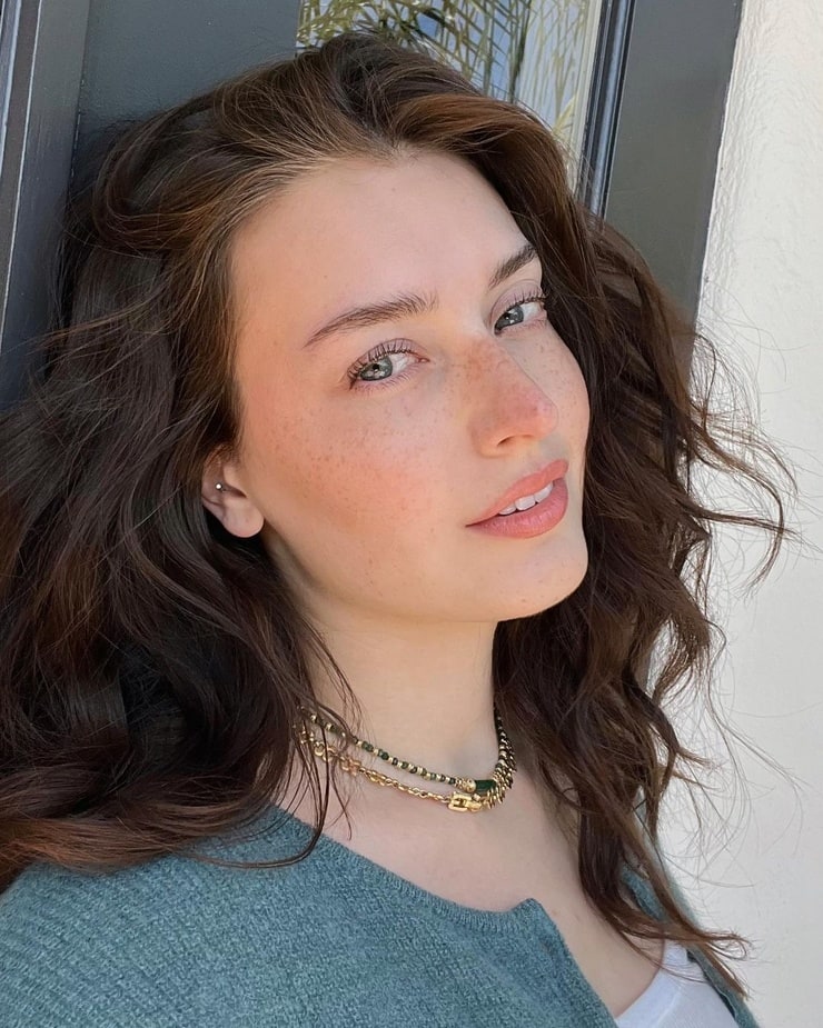 Jessica Clements