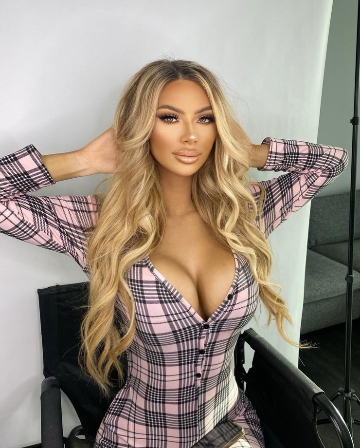 Bri Stern