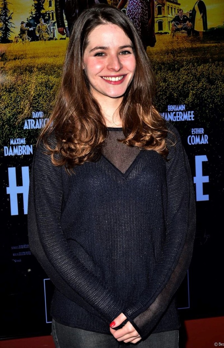 Esther Comar