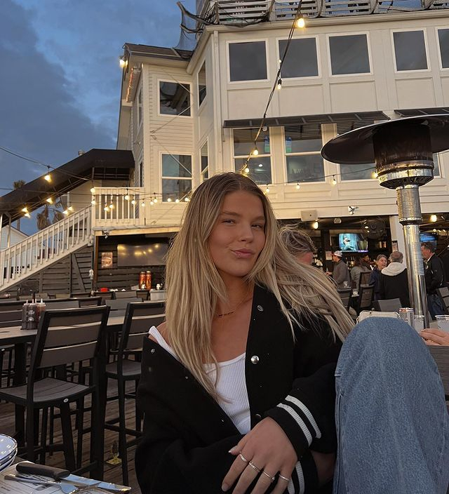 Ellie Thumann