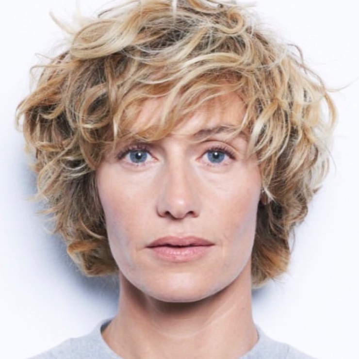 Cécile De France