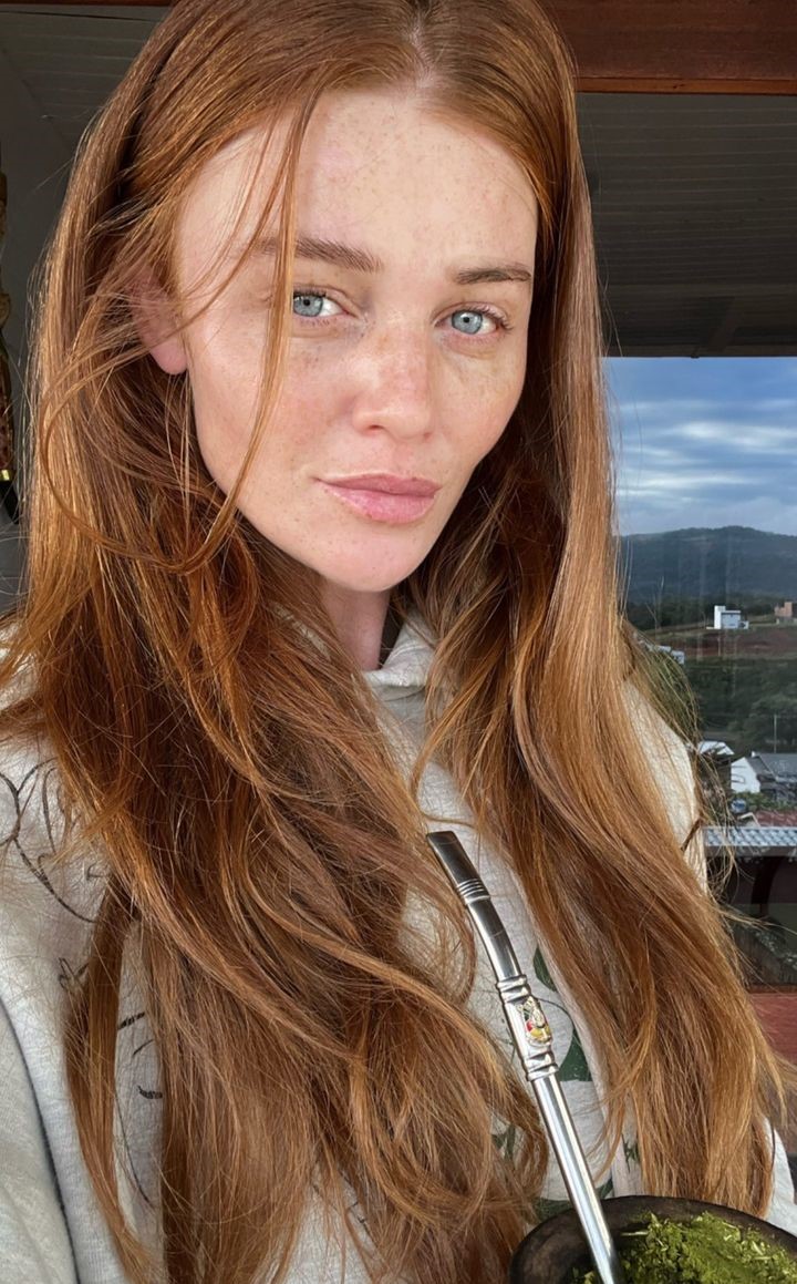 Cintia Dicker Cintia Dicker